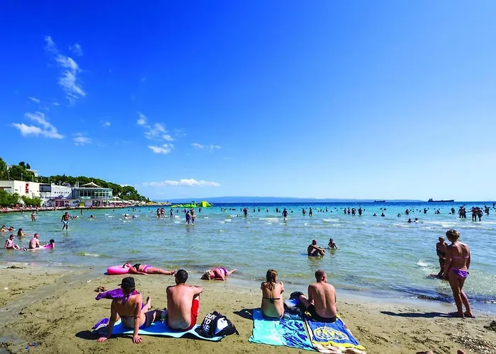 One-Bedroom Apartment Split With Sea View 02 Apartment