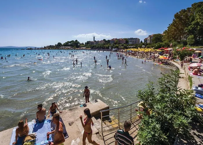 Apartment One-Bedroom Apartment Split With Sea View 02