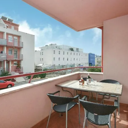 One-bedroom With Sea View 02
